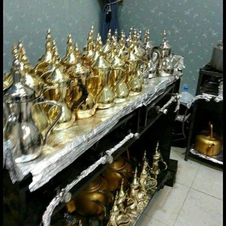 تقديم القهوة